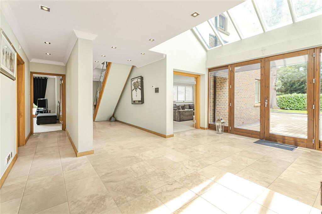 Additional image 12 of Park Street Lane, Park Street, St. Albans, Hertfordshire, AL2