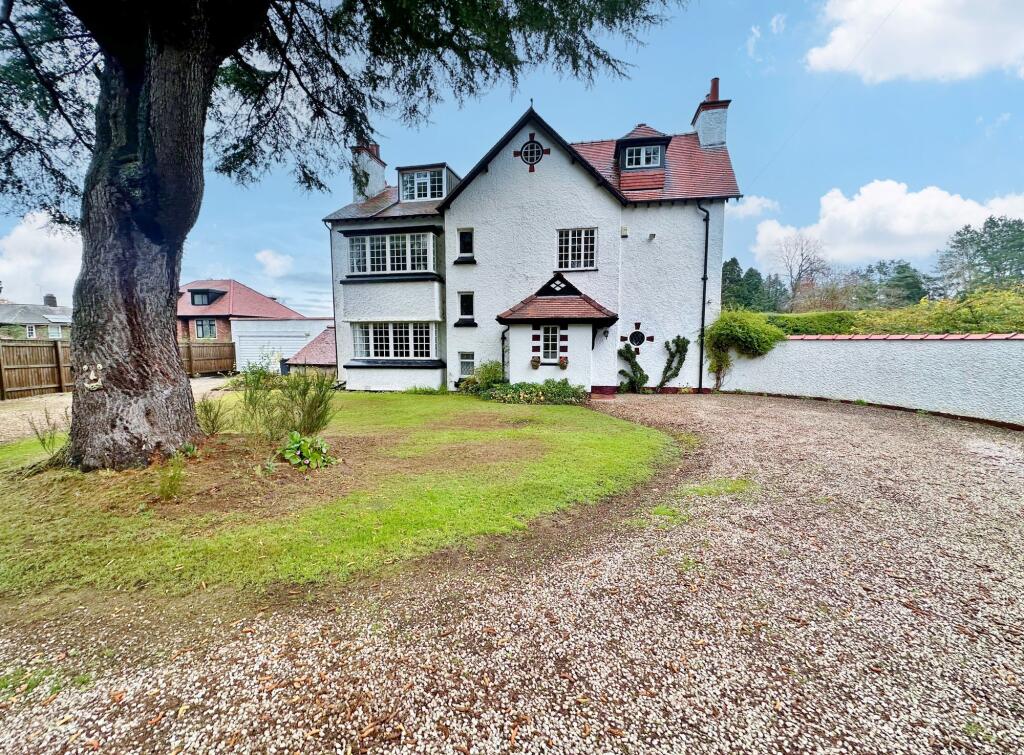 Main image of property: Mill Lane, Willaston, CH64
