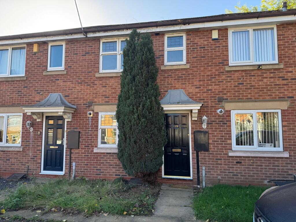 2-bed house on Greenfinchdale Worksop, £140,000