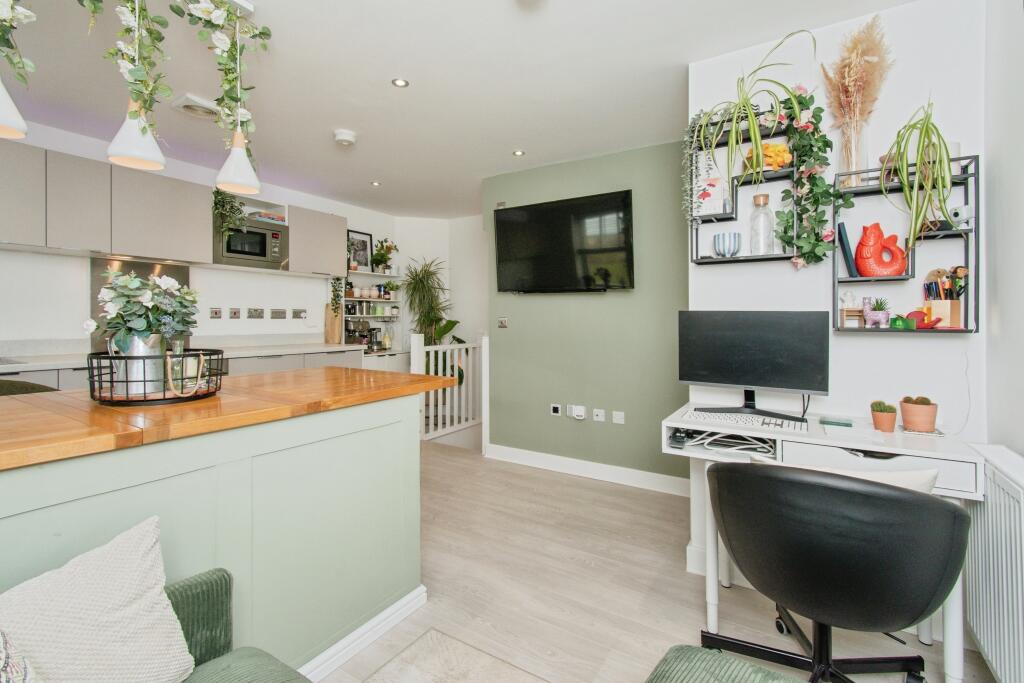 Huntingdon Street, Castleford, WF10 photo 4