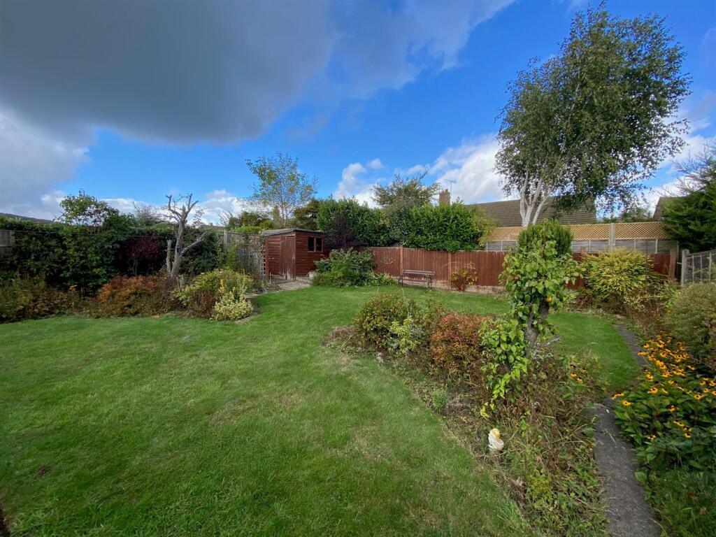 Beverley Way, Malvern photo 4