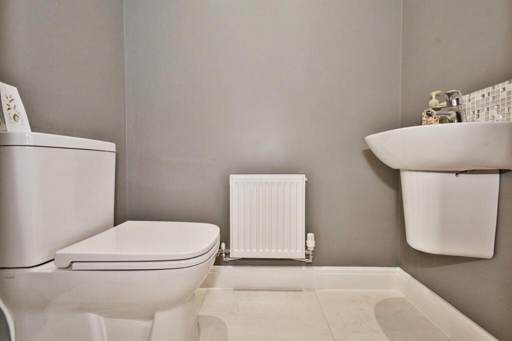 Additional image 12 of Halyars Way, Yeovil