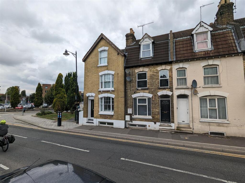 Main image of property: High Street, Rochester