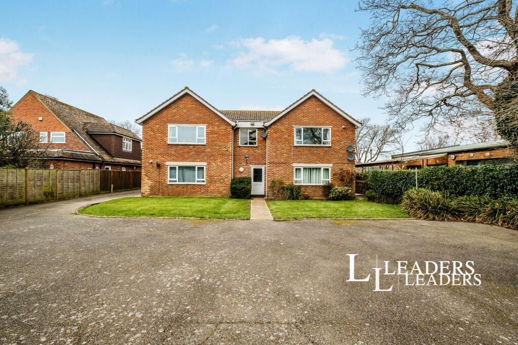 Main image of property: Clive Court, Clive Ave, Worthing, BN12