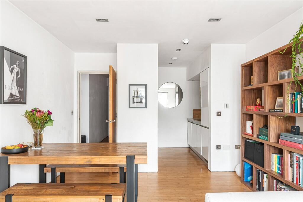 Apartment in London, De Beauvoir Town, Haggerston - View 2