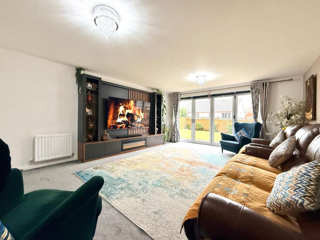 Ebbsworth Lane, Shrivenham, SN6 photo 3