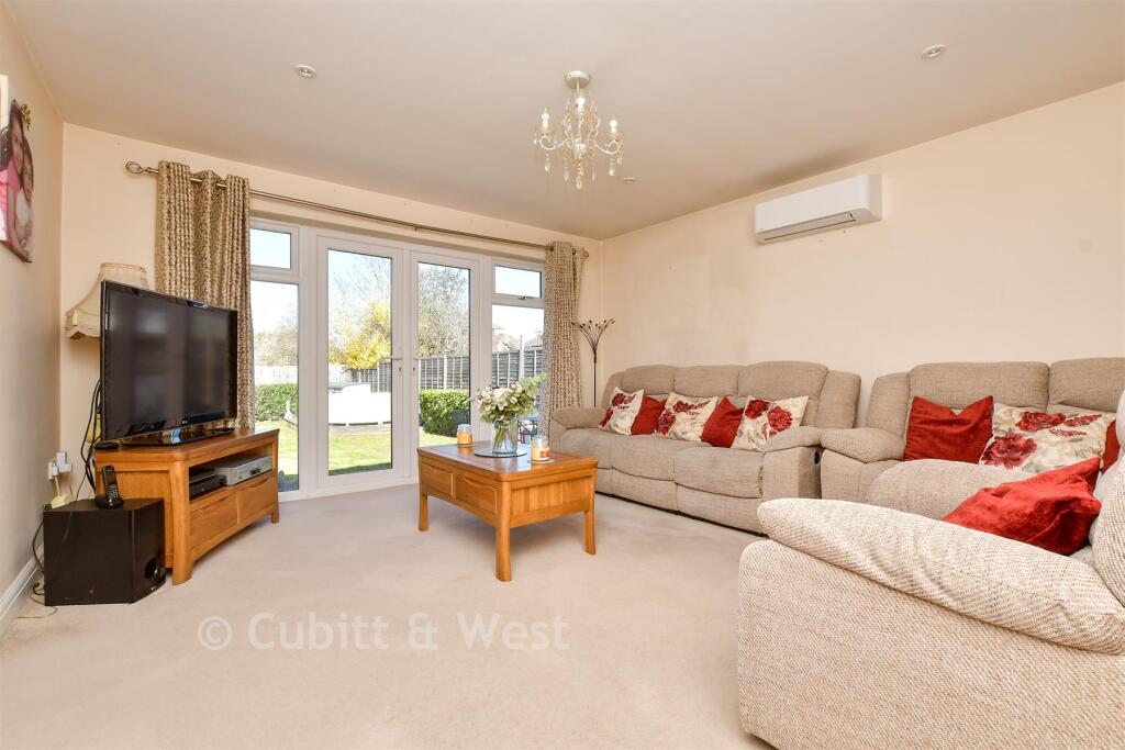 Main image of property: The Glen, Shirley, Croydon, Surrey