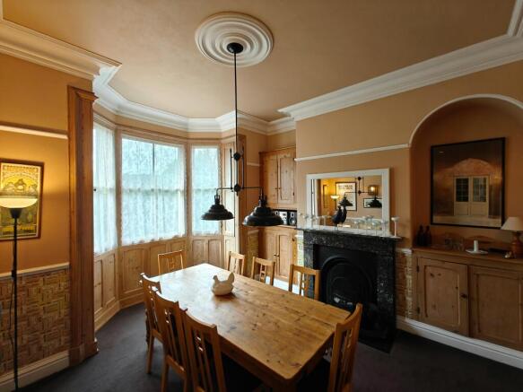 IMG 7 Pic 4.jpg