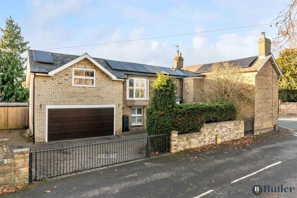 House in Peterborough - View 4