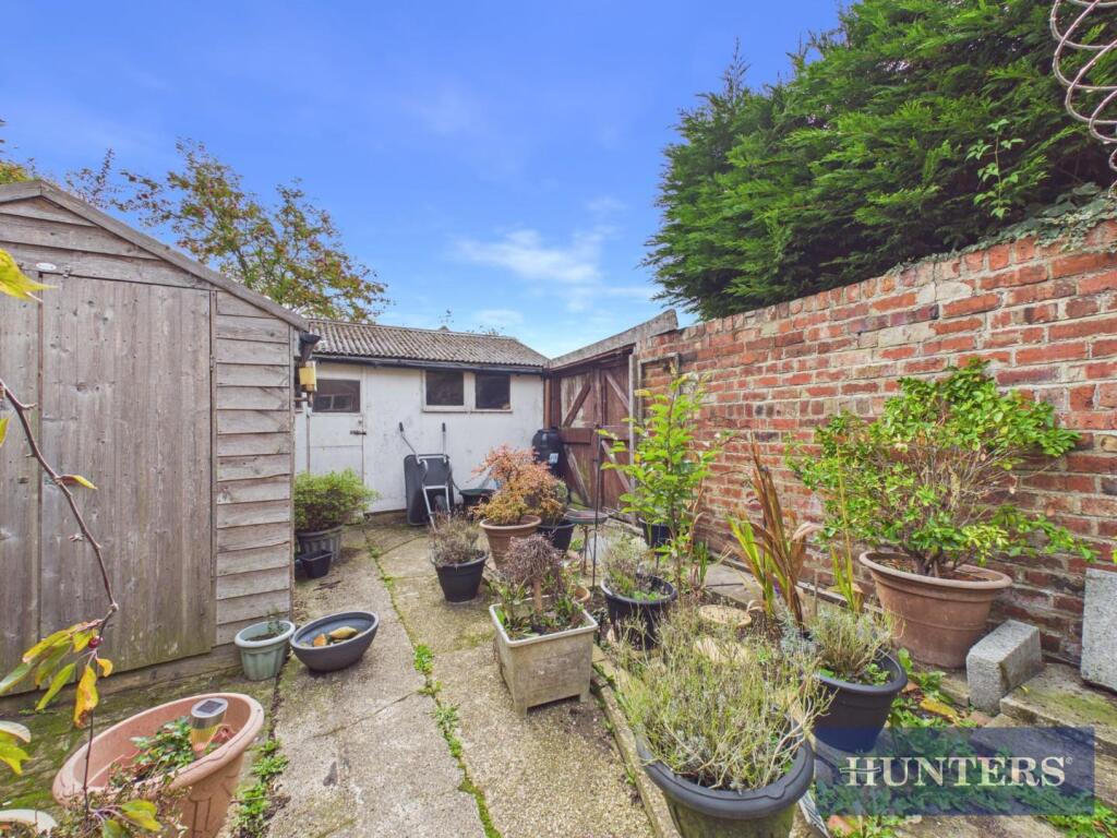 House in Bridlington, Hilderthorpe - More