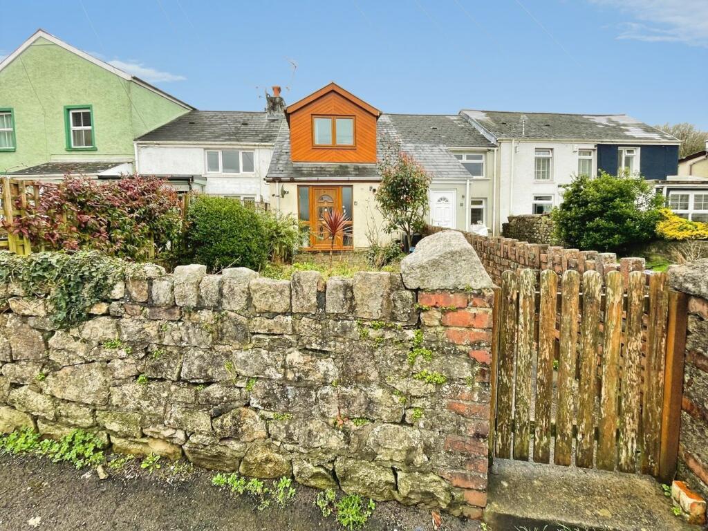 Main image of property: Pen-Yr-Heol, Pen-Y-Fai, Bridgend, CF31