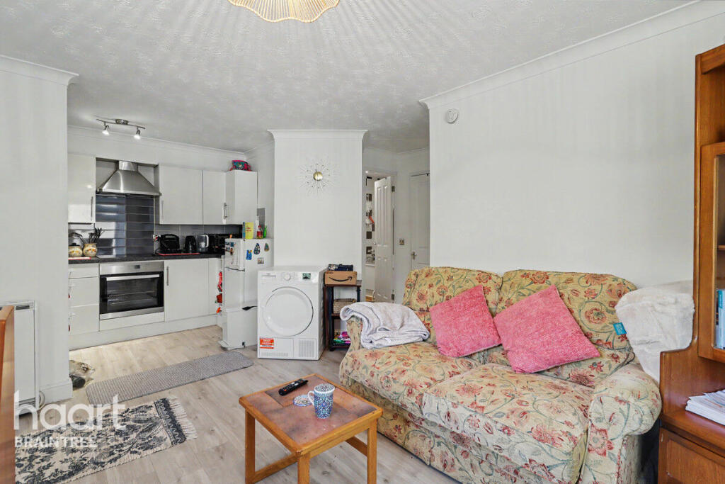 Main image of property: Warrenside, Braintree
