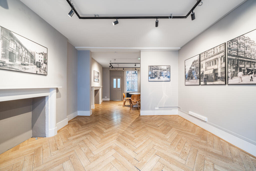 Main image of property: 16 Barter Street, London, WC1A 2AH