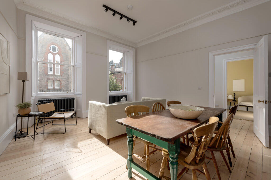 Apartment in Edinburgh, Stockbridge - View 5