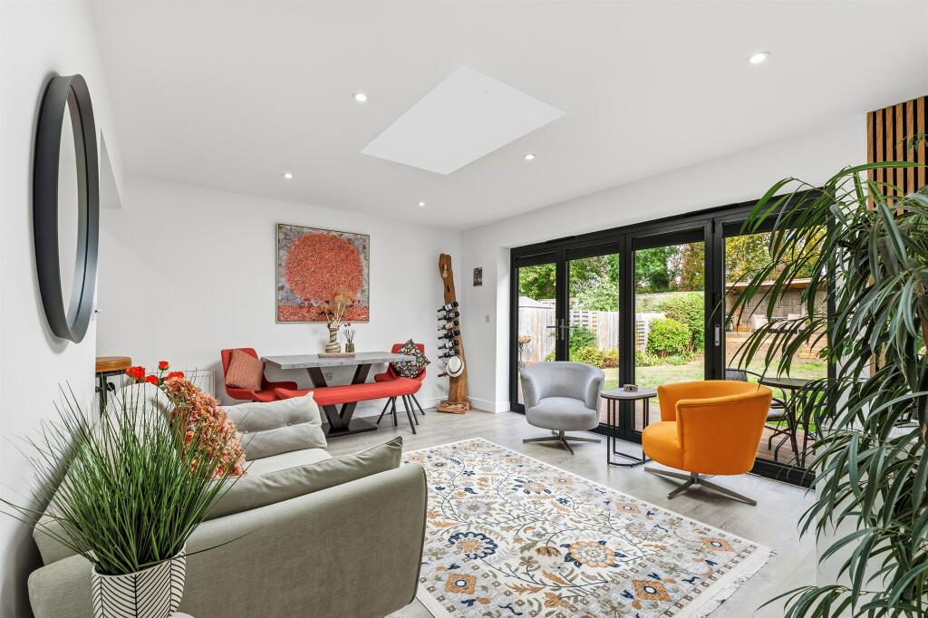 House in Peterborough - View 4
