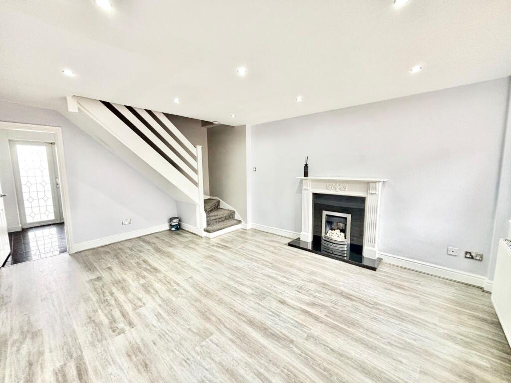 House in Tameside, Greater Manchester - View 2
