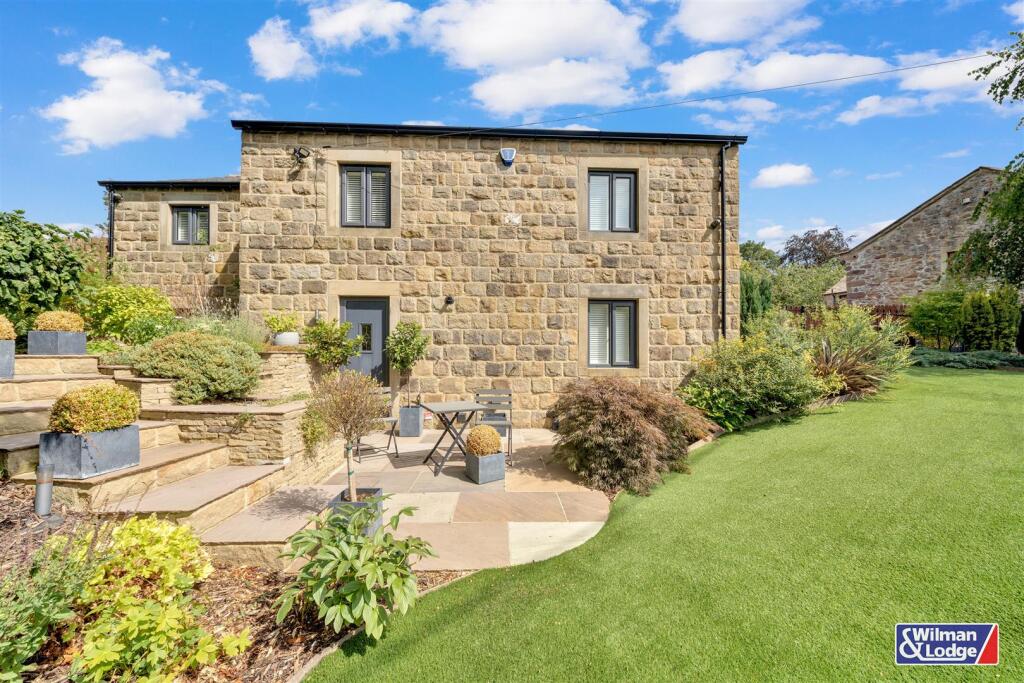House in Bradford - View 3