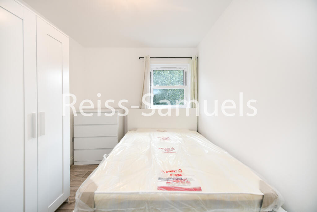 6 bedroom terraced house for rent