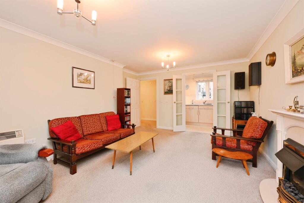 Brocket Road, Hoddesdon photo 4