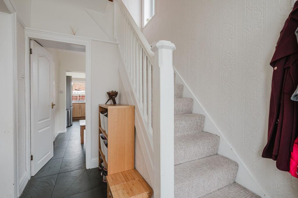 Bradwell Avenue, Stretford, M32 photo 2