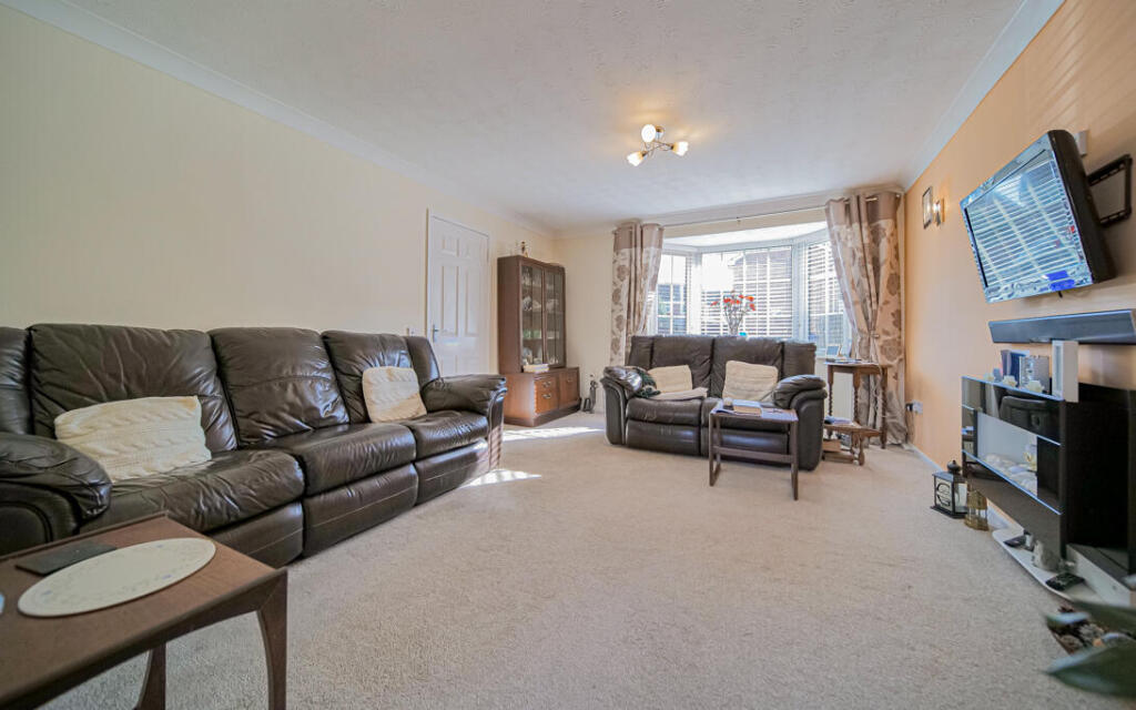 Alder Way, Melksham photo 4