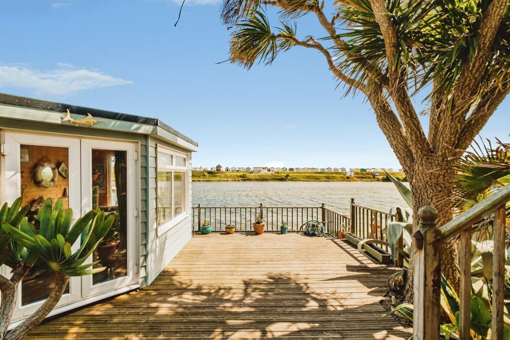 Brighton Road, Lancing photo 5
