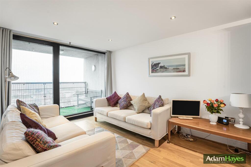 Main image of property: Kingsway, North Finchley, N12