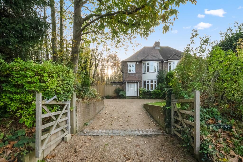 Main image of property: Gravesend Road, Higham, Rochester, ME3