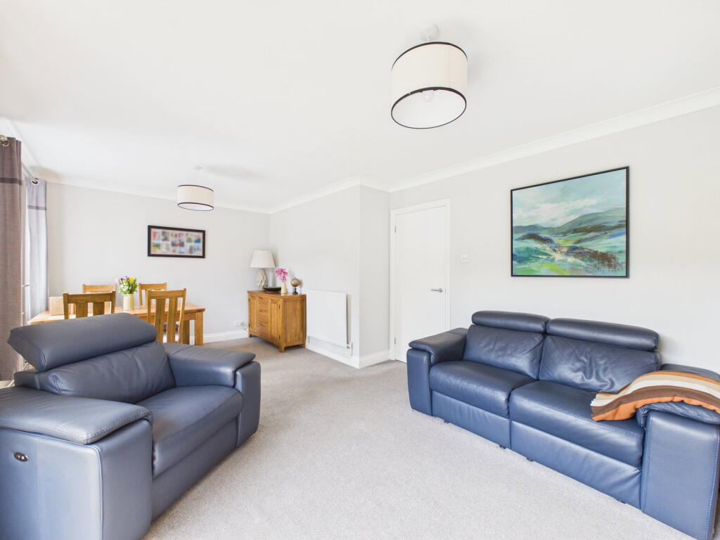 Apsley Way, Worthing, BN13 - More