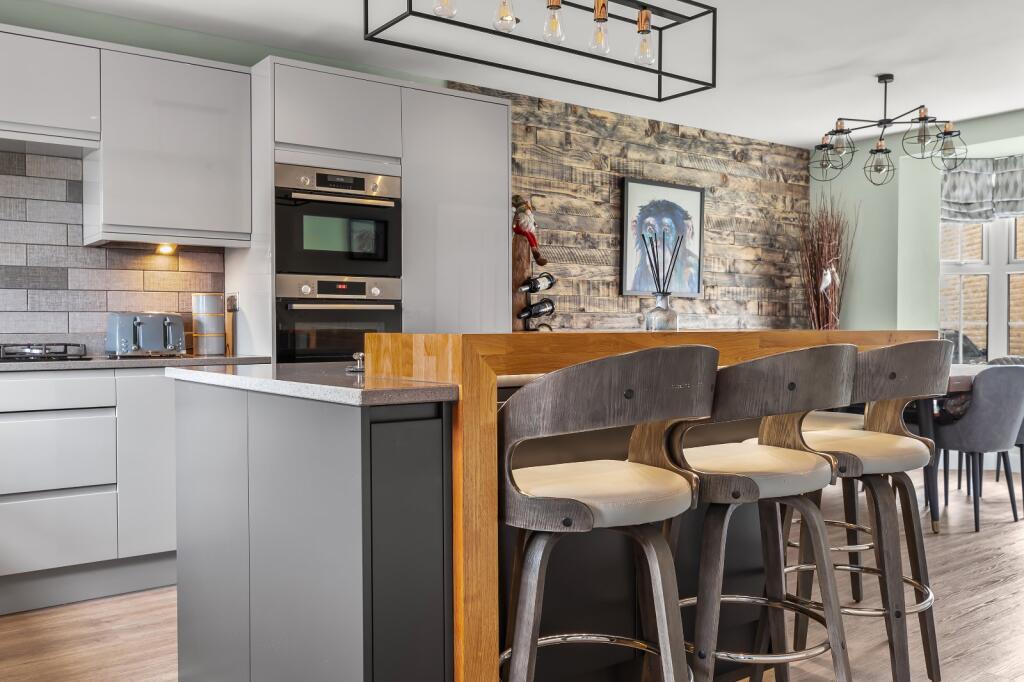 Additional image 11 of Agincourt Drive, Bingley, West Yorkshire, BD16