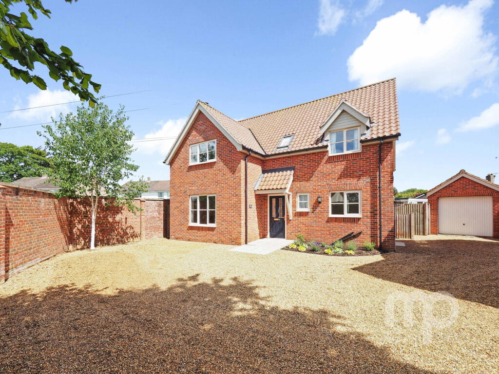 4-bed detached on Wild Orchard, An Impressive move-in ready property, Wymondham, £525,000