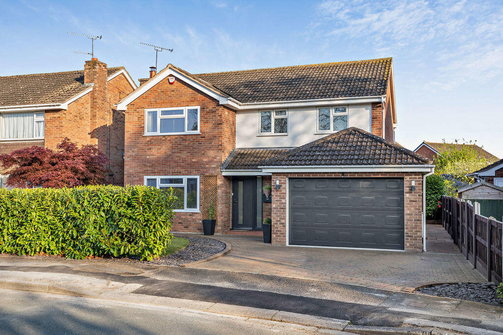Main image of property: Farndon, Cheshire