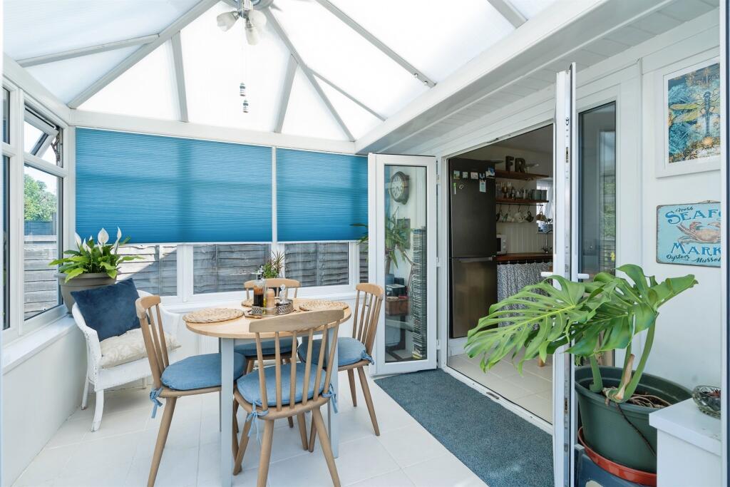 Links Avenue, Bognor Regis - View 5