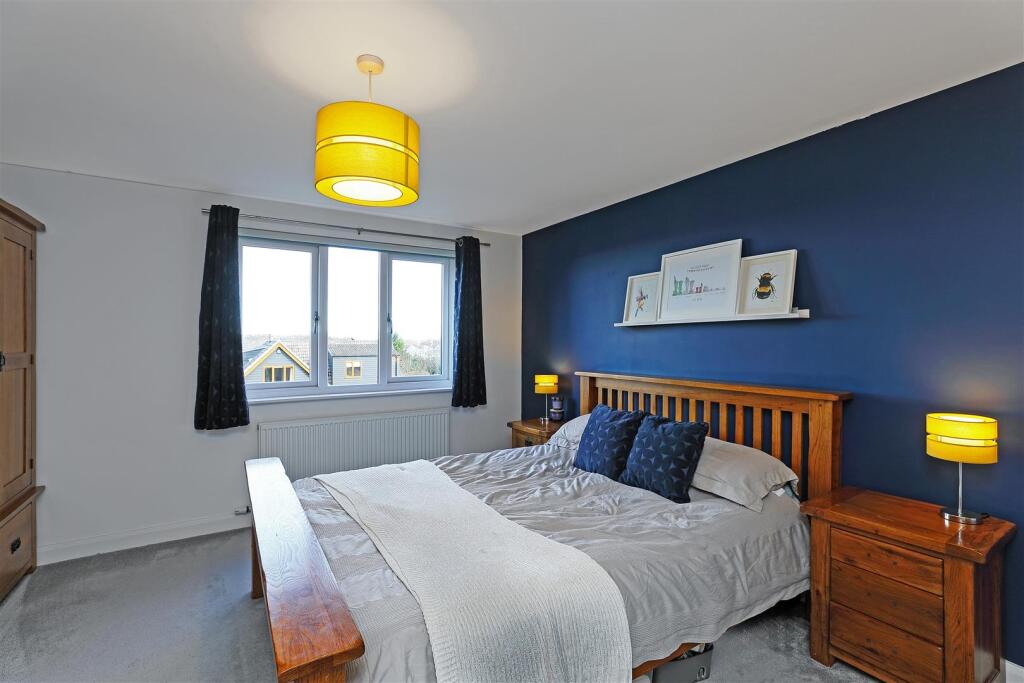 Lea Drive, Shepley, Huddersfield, HD8 8HA photo 4