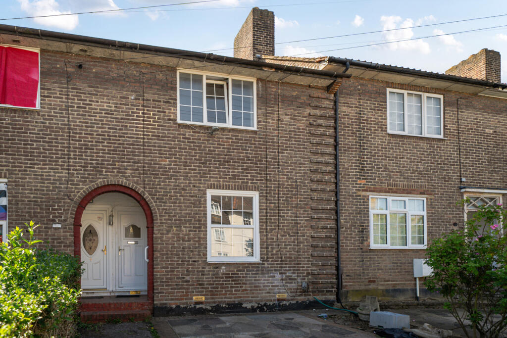 Main image of property: Ballamore Road, Bromley