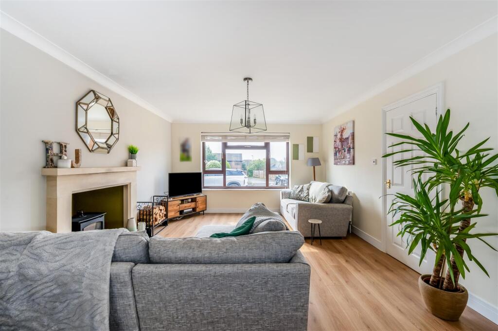 Lychgate Drive, Horndean - View 3