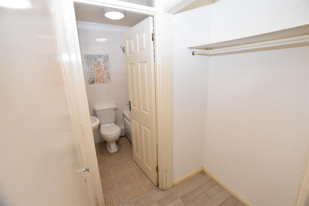 Apartment in Chelmsford, South Woodham Ferrers - View 5