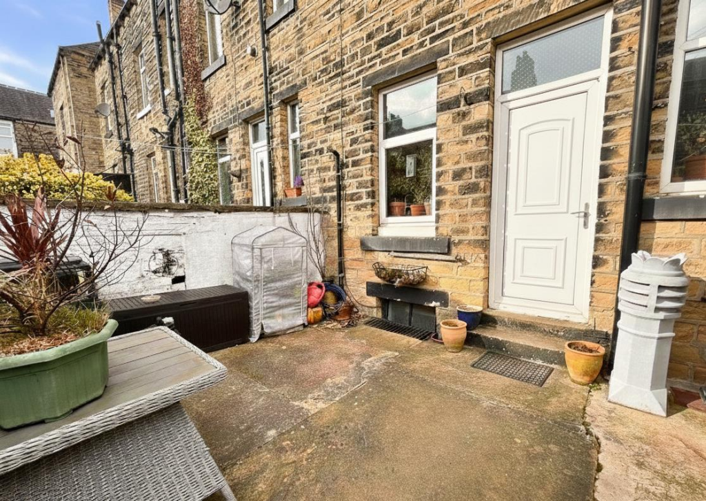 House in Calderdale, Heath, Savile Park - View 2