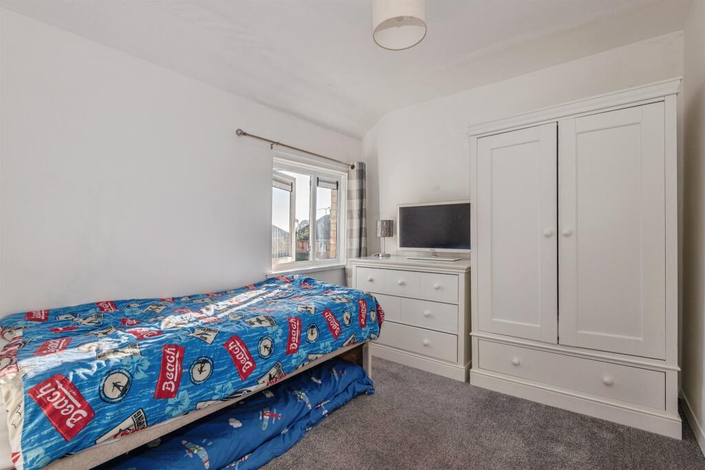 House in Taunton, Lyngford - View 5