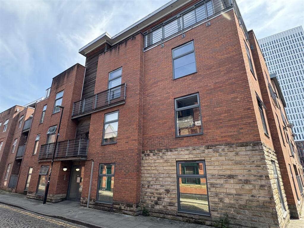 Main image of property: Barton Street, Manchester