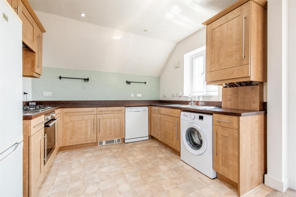 Lancers Close, Chorley - View 5