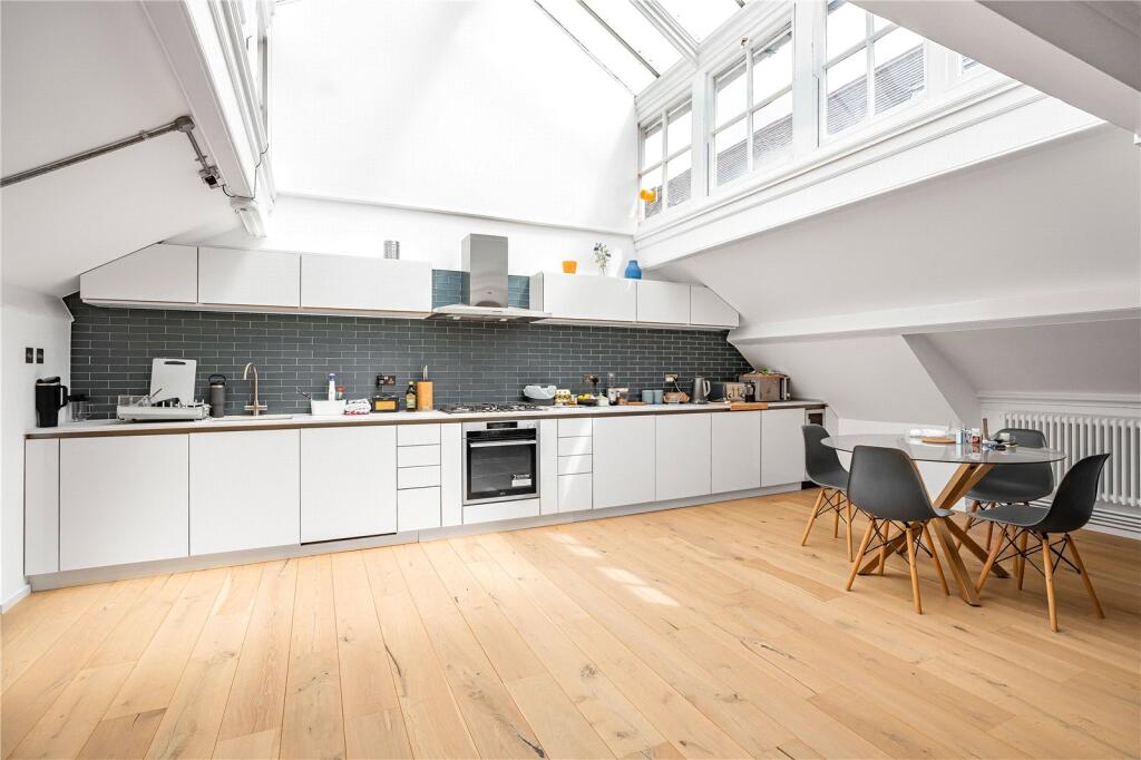 Main image of property: Royal Gate Apartments, 1 Rutland Road, London, E9