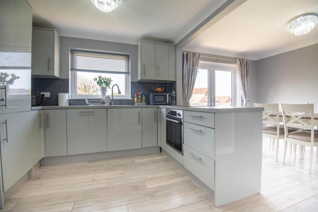 House in Wellingborough, Hatton Park - More