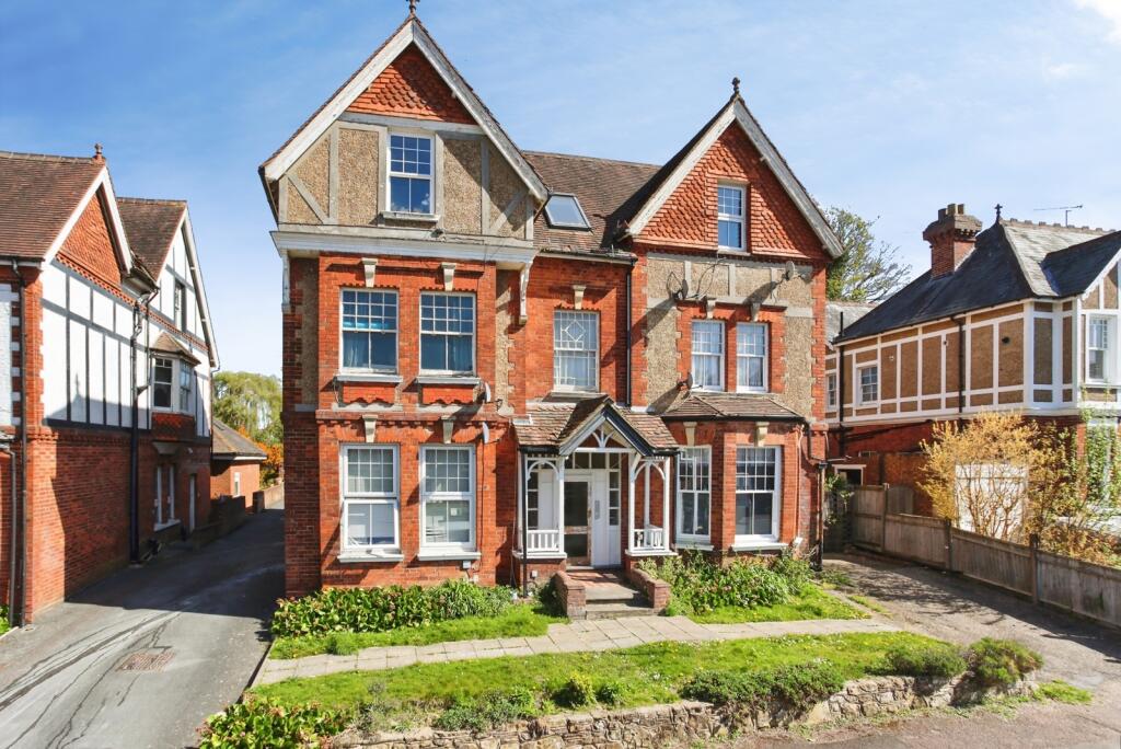 Main image of property: Molyneux Park Road, Tunbridge Wells, Kent, TN4