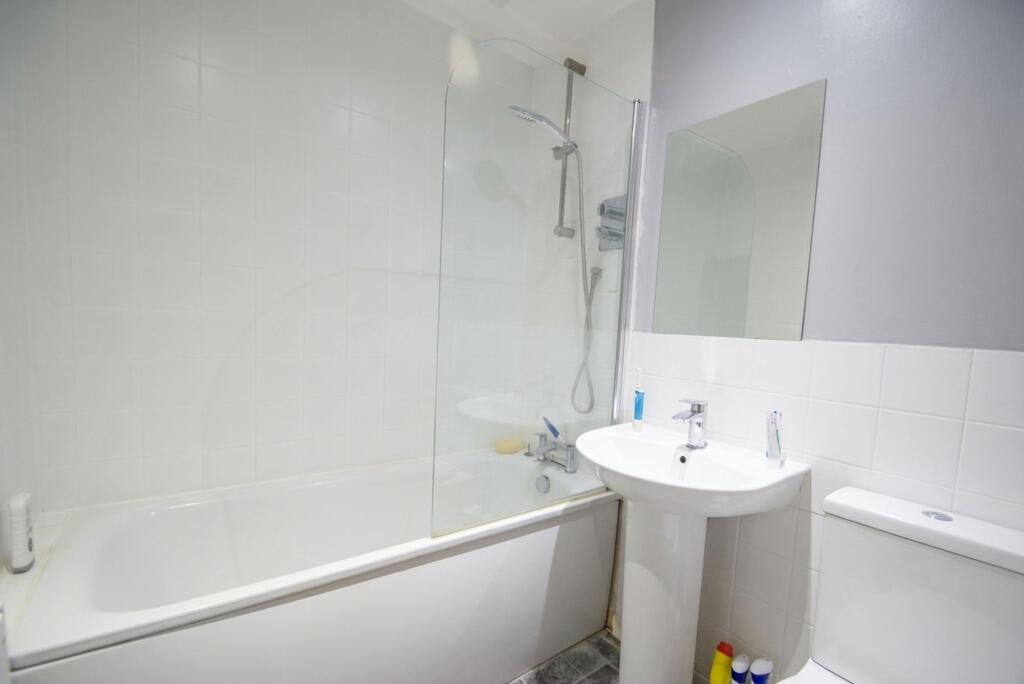 Apartment in Stevenage - More