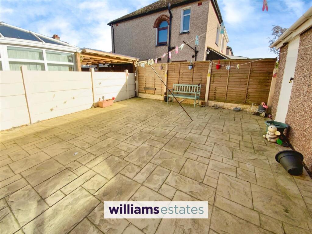 Marsh Road, Rhyl, LL18 photo 4