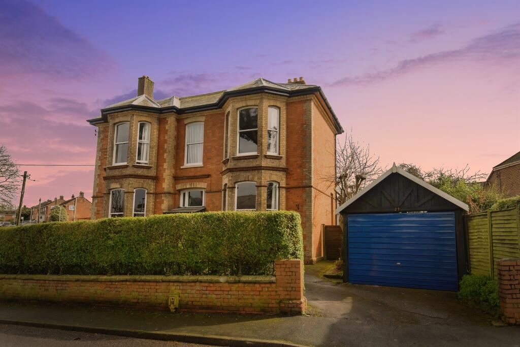 Main image of property: The Avenue, Tiverton