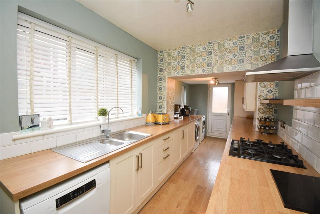 House in Wirral, Liverpool City Region - View 4