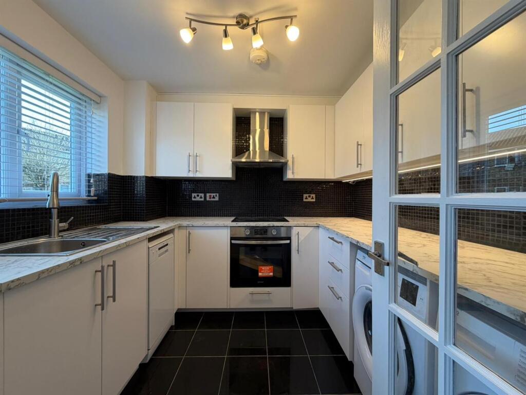 Main image of property: Luther King Close, London
