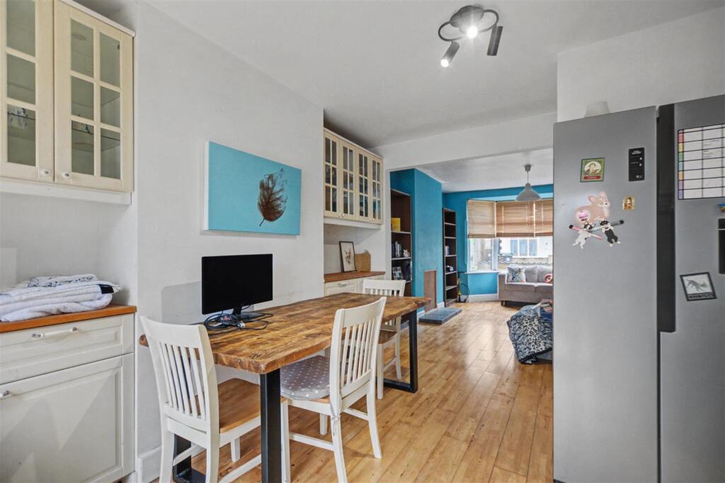 House in Nottingham, Beeston Rylands - View 3